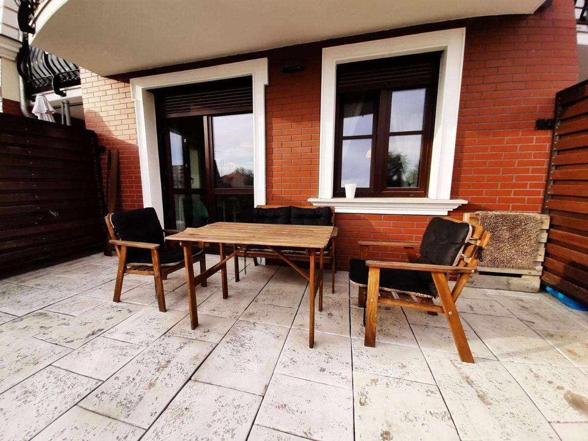 Apartamenty Lubin - Kamieniczka W Centrum Exterior photo